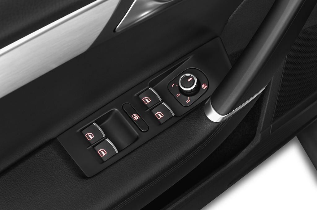 Volkswagen Passat (Baujahr 2013) Alltrack 5 Türen Bedienungselemente Tür