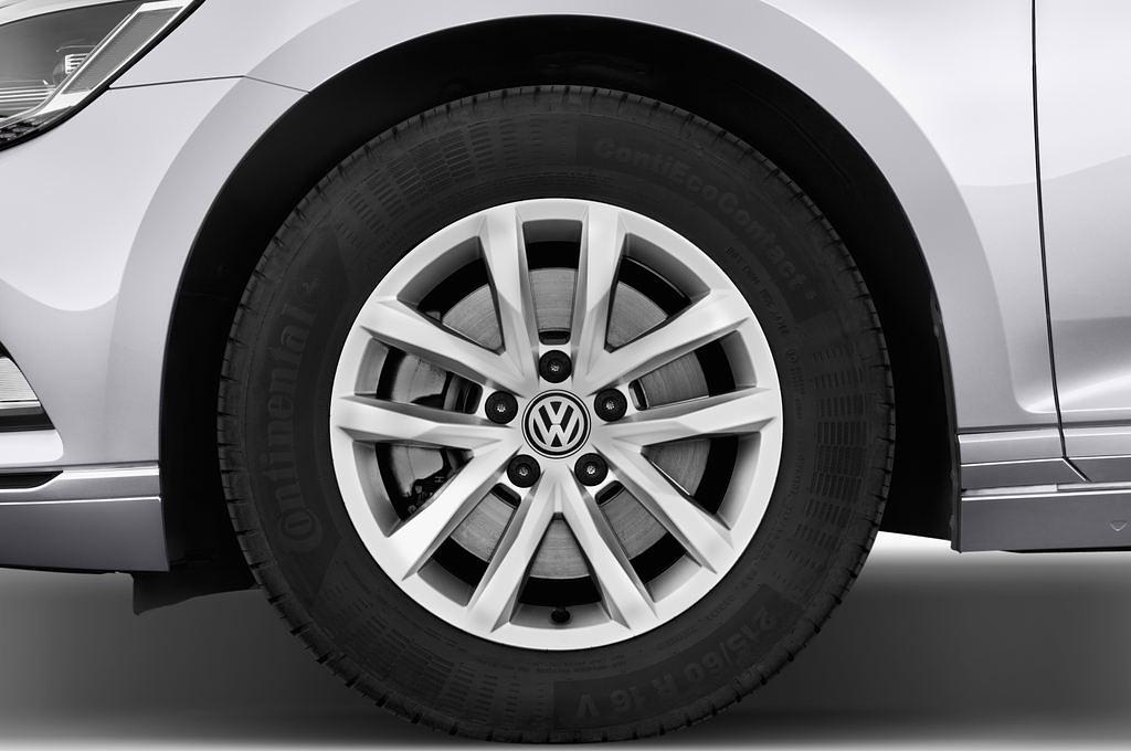 Volkswagen Passat Variant (Baujahr 2015) 1.6 Tdi Comfortline Bmotion Tech Variant 5 Türen Reifen und Felge
