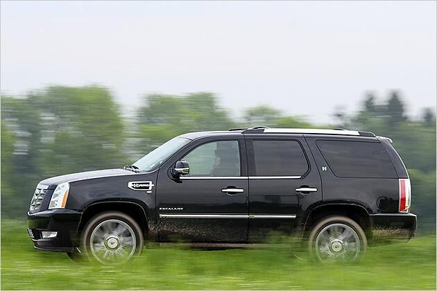 Die Länge von 5,14 Meter lässt viele große SUVs aus Europa klein aussehen