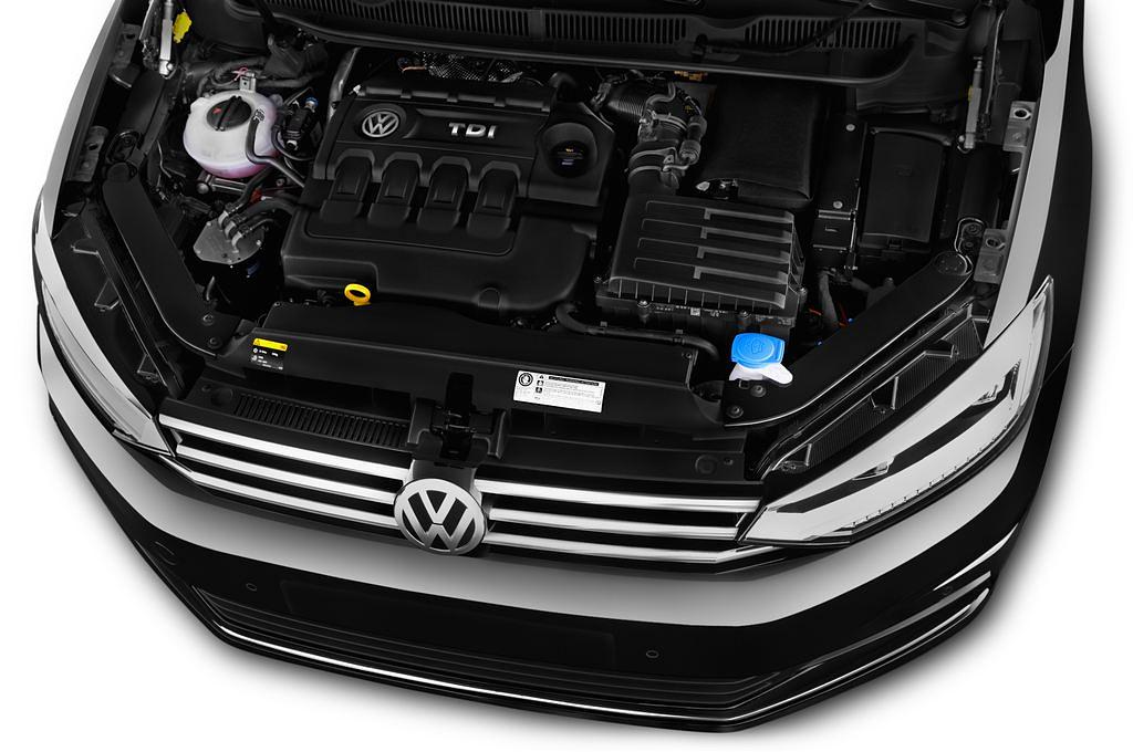 Volkswagen Touran (Baujahr 2016) Highline 5 Türen Motor