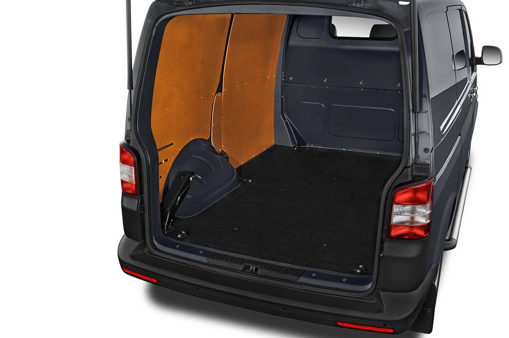 Volkswagen Transporter (Baujahr 2015) 2,0 Tdi 75Kw 2.800 Kurz 4 Türen Kofferraum