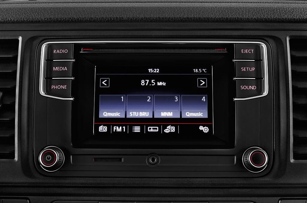Volkswagen Transporter (Baujahr 2016) BMT 5 Türen Radio und Infotainmentsystem