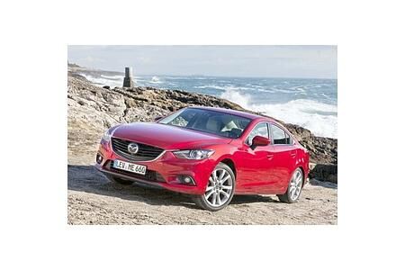 Farbmix des Mittelklasse-Modells - Mazda 6 Fahrer lieben Rot