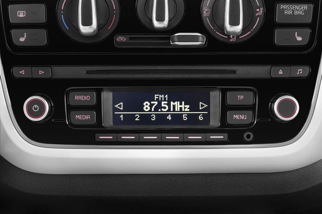 Volkswagen Up! (Baujahr 2012) White up! 3 Türen Radio und Infotainmentsystem