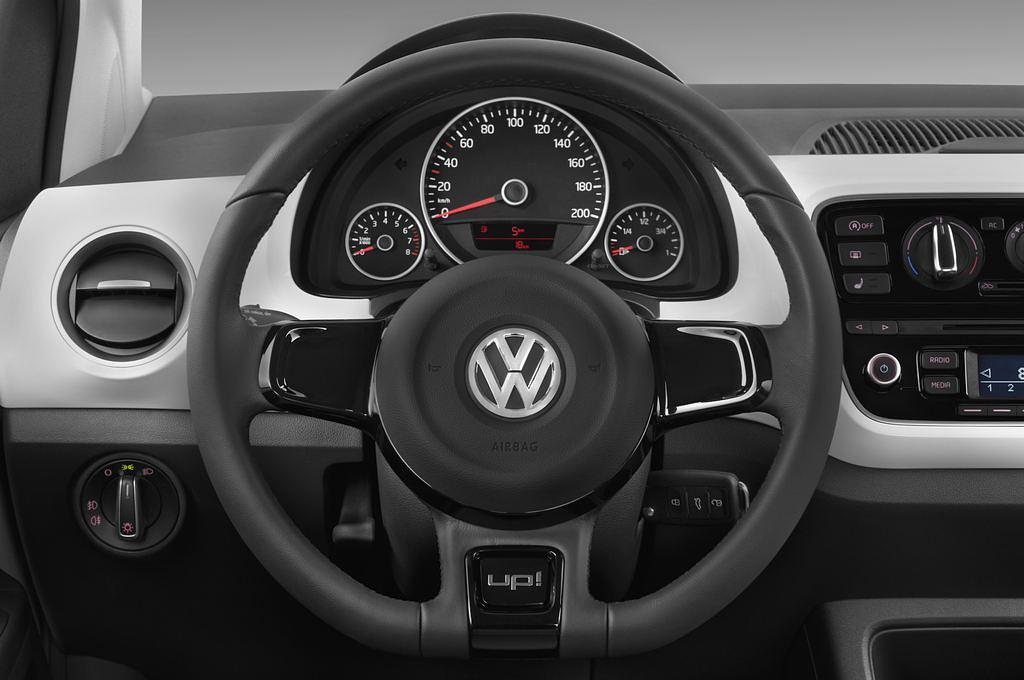 Volkswagen Up! (Baujahr 2012) White up! 3 Türen Lenkrad