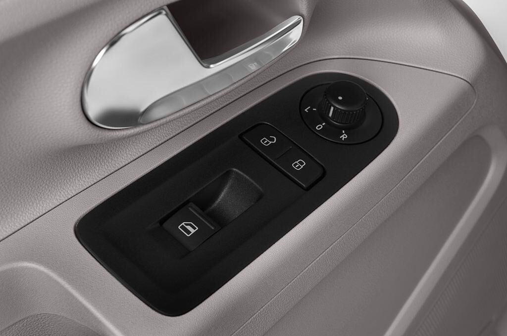 Volkswagen Up! (Baujahr 2015) E-Up! 5 Türen Bedienungselemente Tür