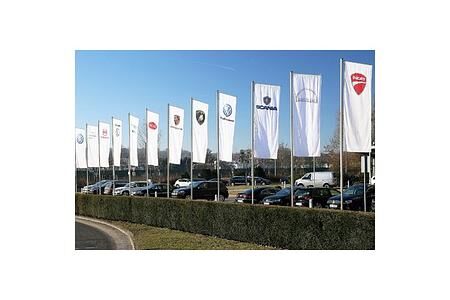 Volkswagen Konzern steigert Auslieferungen im ersten Halbjahr um 5,5 Prozent Volkswagen Konzern steigert Auslieferungen im ersten Halbjahr um 5,5 Prozent