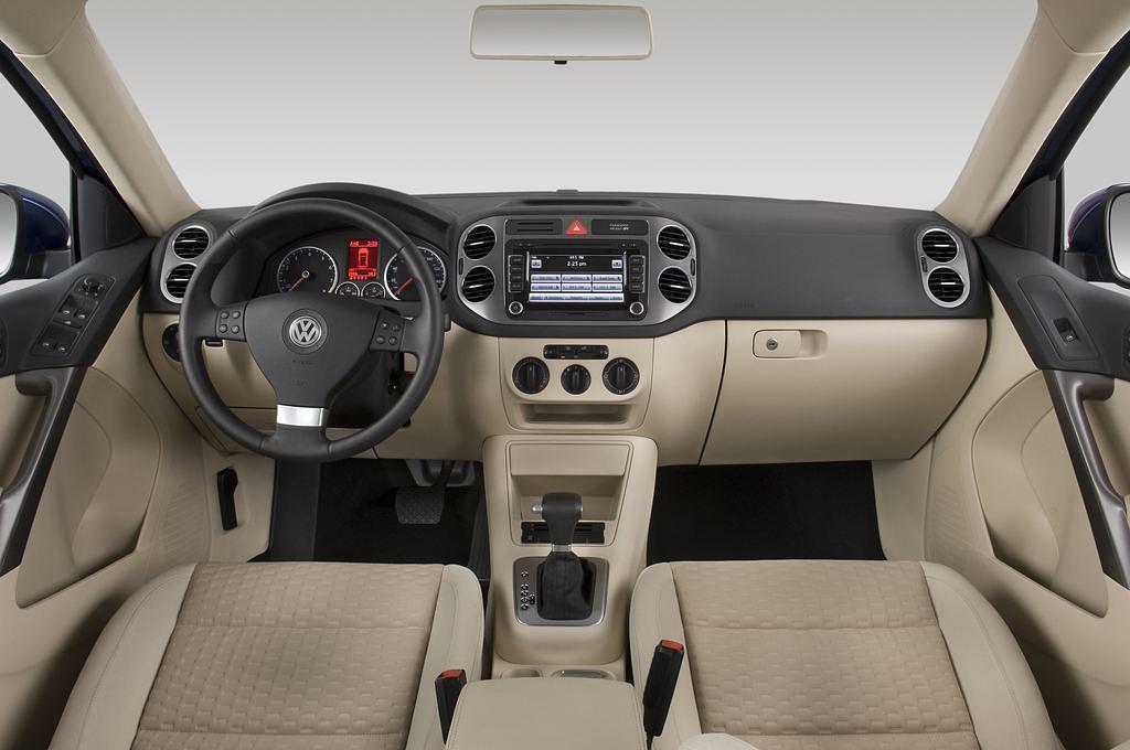 Volkswagen Tiguan (Baujahr 2011) Sport & Style 5 Türen Cockpit und Innenraum