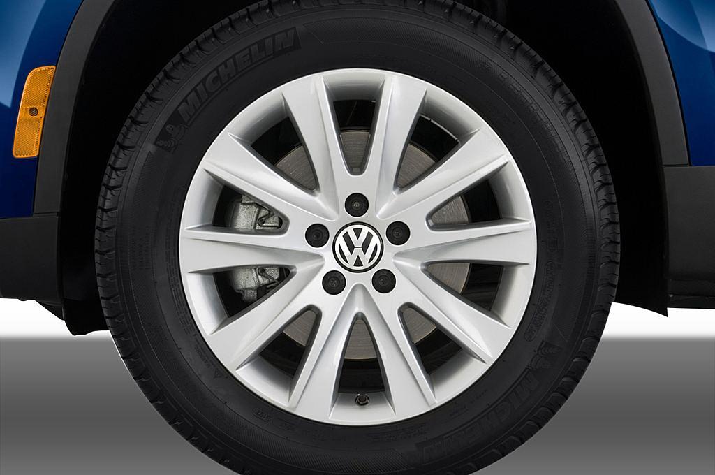 Volkswagen Tiguan (Baujahr 2011) Sport & Style 5 Türen Reifen und Felge