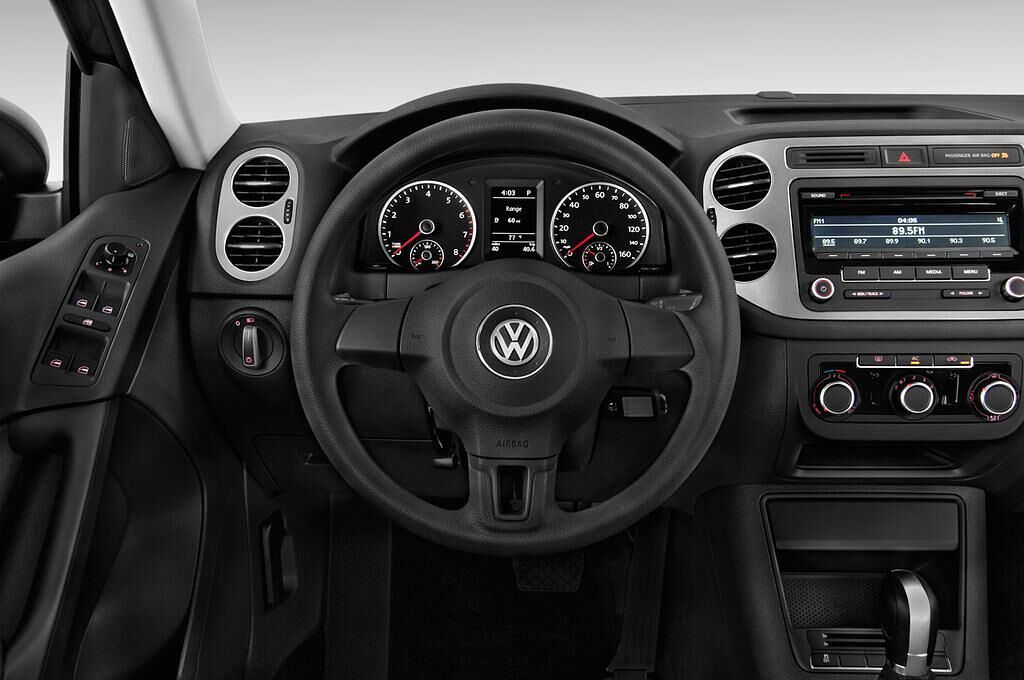 Volkswagen Tiguan (Baujahr 2012) Track & Field 5 Türen Lenkrad