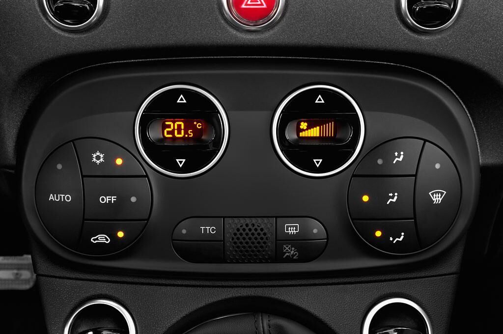 Abarth 595C Competizione (Baujahr 2016) - 2 Türen Temperatur und Klimaanlage