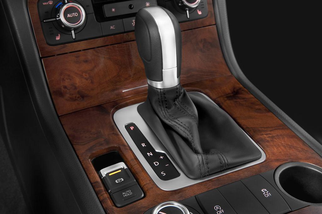 Volkswagen Touareg (Baujahr 2011) V6 TDI BlueMotion Technology 5 Türen Schalthebel