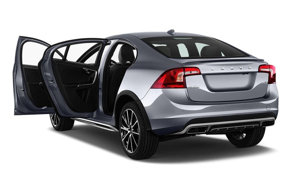Volvo S60 Cross Country (Baujahr 2017) Summum 4 Türen Tür geöffnet