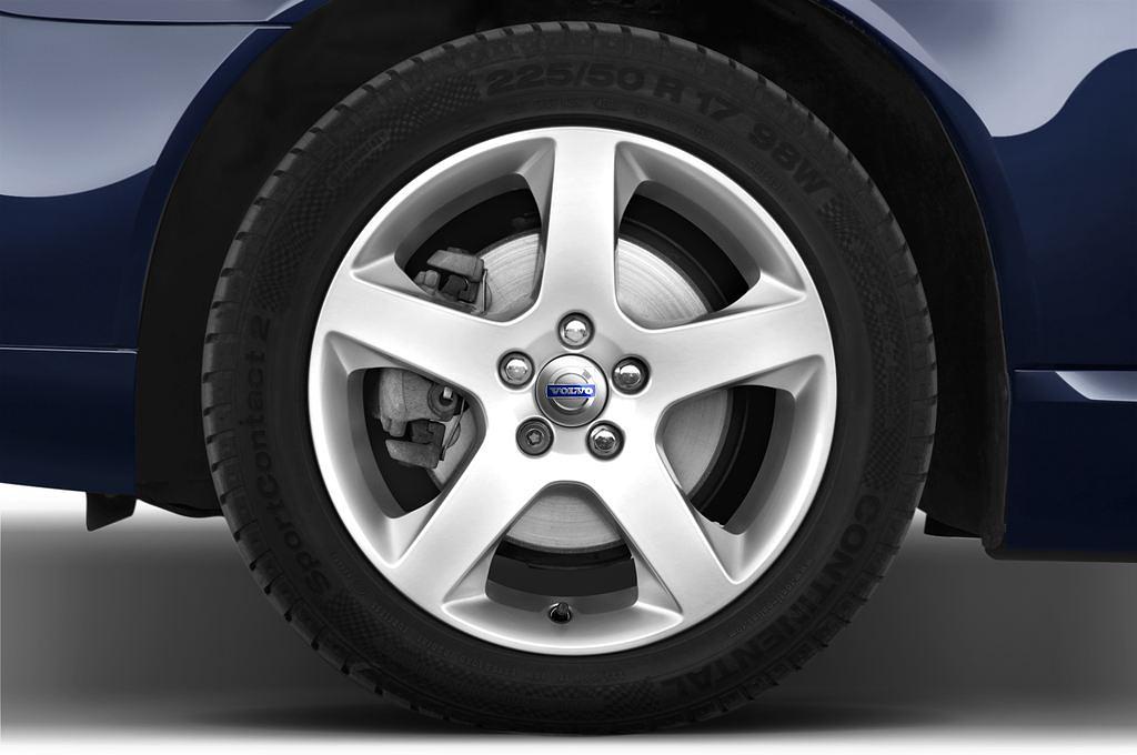 Volvo S80 (Baujahr 2011) R-design 4 Türen Reifen und Felge