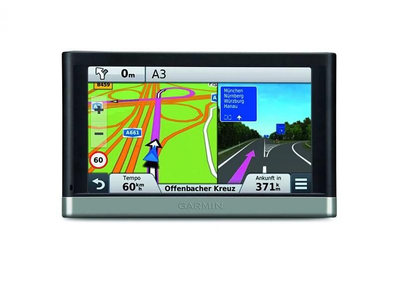 Das neue Navigationssystem von Garmin bezieht markante Orientierungspunkte in die Ansage mit ein.