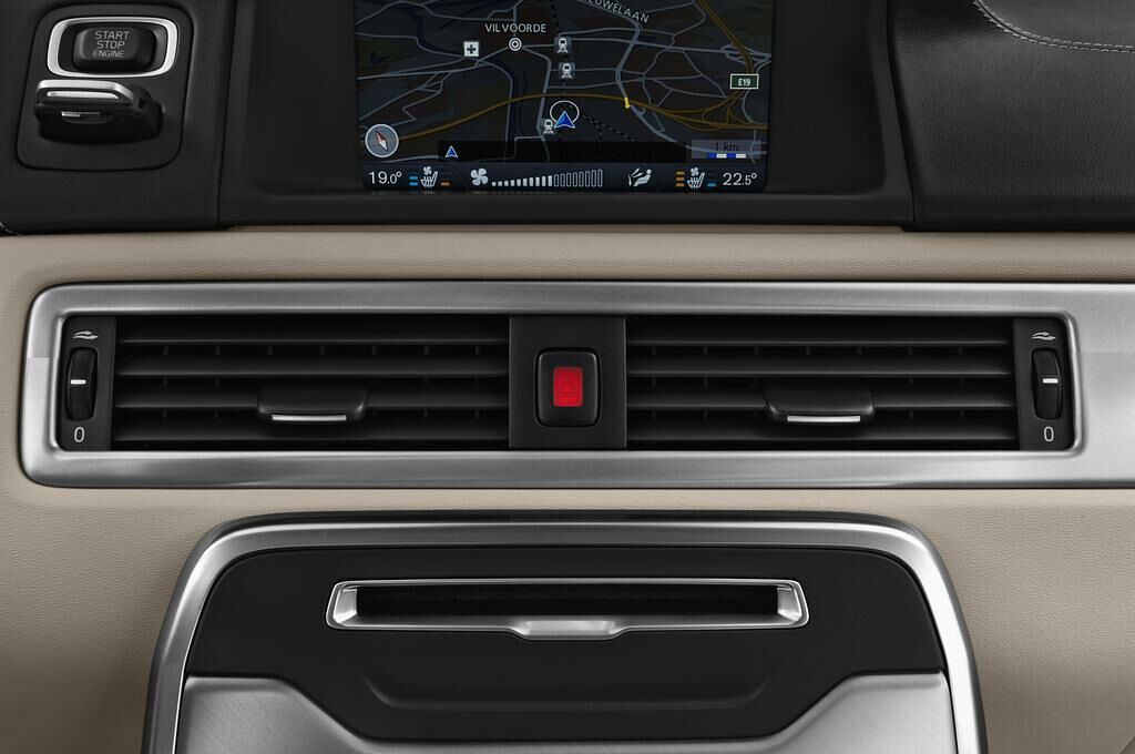 Volvo S80 (Baujahr 2014) Momentum 4 Türen Lüftung