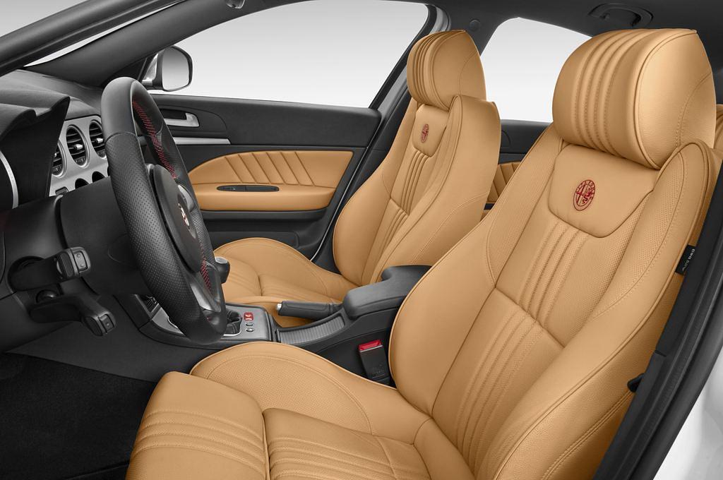 Alfa Romeo 159 (Baujahr 2011) - 4 Türen Vordersitze