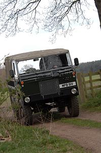 Land Rover 101-Inch One Tonne Forward Control - Für das Feld gemacht