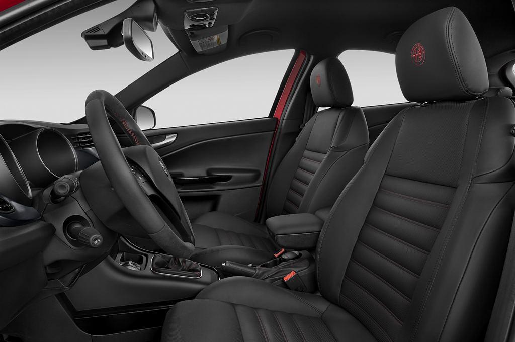 Alfa Romeo Giulietta (Baujahr 2010) Distinctive 5 Türen Vordersitze