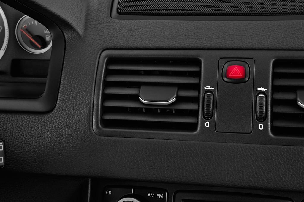Volvo XC90 (Baujahr 2013) Summum 5 Türen Lüftung