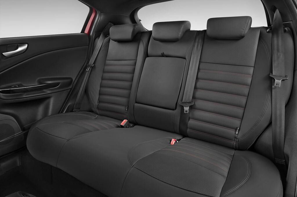 Alfa Romeo Giulietta (Baujahr 2010) Distinctive 5 Türen Rücksitze