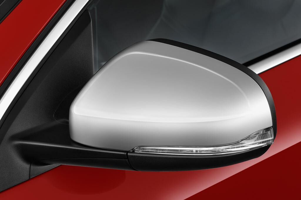 Volvo V60 (Baujahr 2015) R-Design Summum 5 Türen Außenspiegel