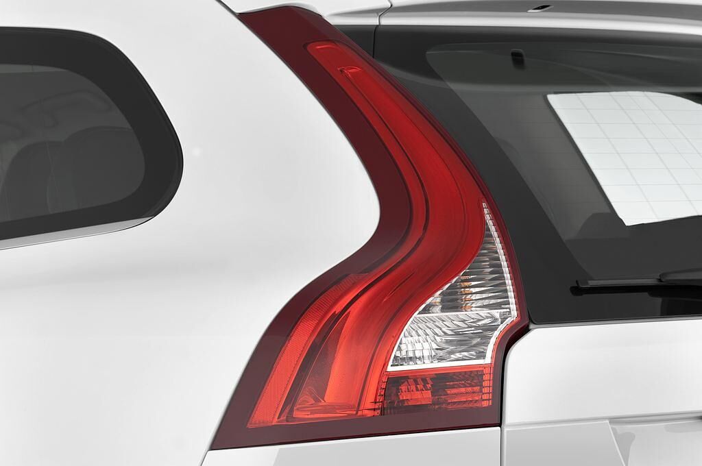 Volvo XC60 (Baujahr 2010) Kinetic 5 Türen Rücklicht