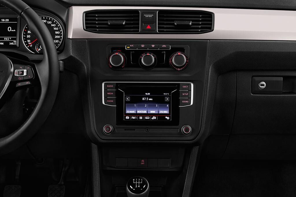 Volkswagen Caddy Maxi (Baujahr 2015) Conceptline 5 Türen Mittelkonsole