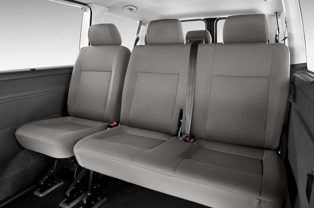 Volkswagen Caravelle (Baujahr 2010) Comfortline 4 Türen Rücksitze