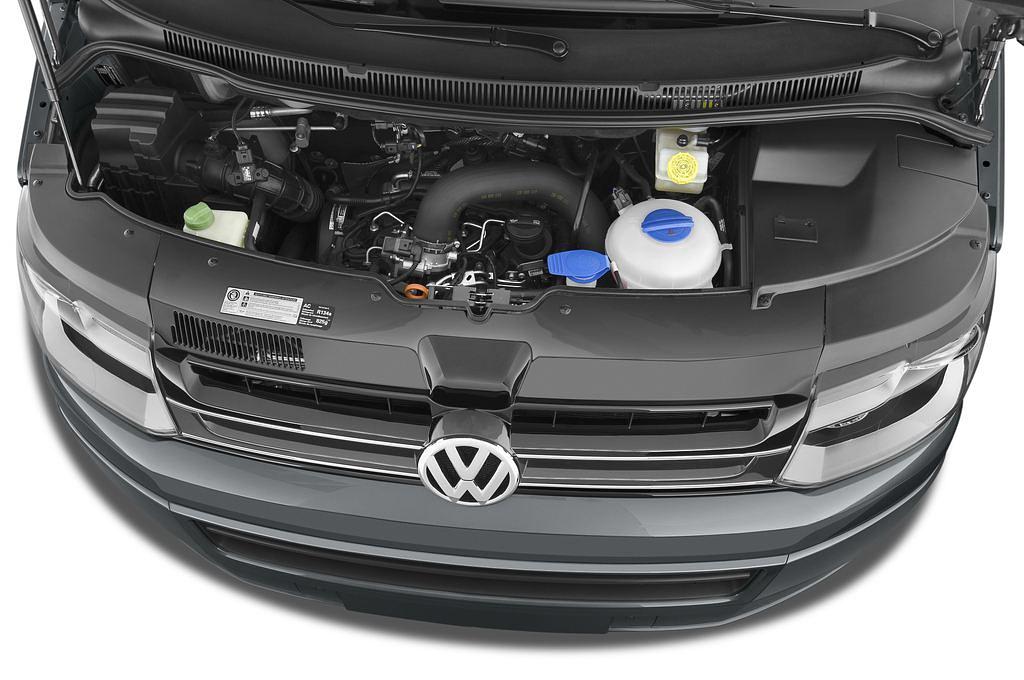 Volkswagen Caravelle (Baujahr 2010) SE 4 Türen Motor