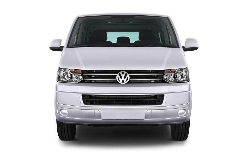 Volkswagen Caravelle (Baujahr 2015) Comfortline 4 Türen Frontansicht