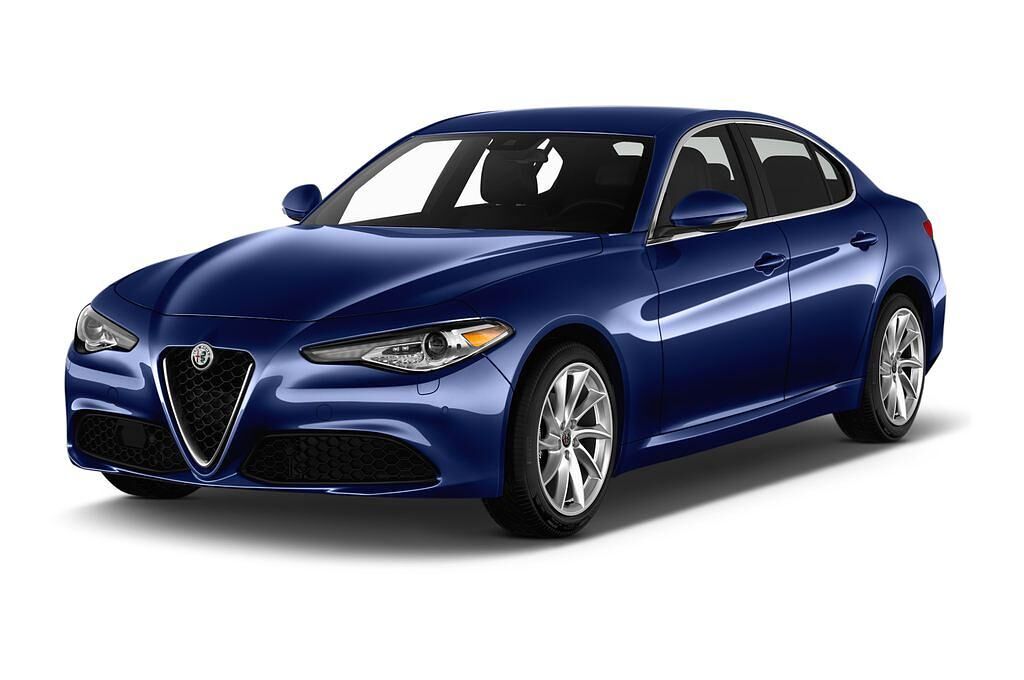 Alfa Romeo Giulia (Baujahr 2017) Super 4 Türen seitlich vorne