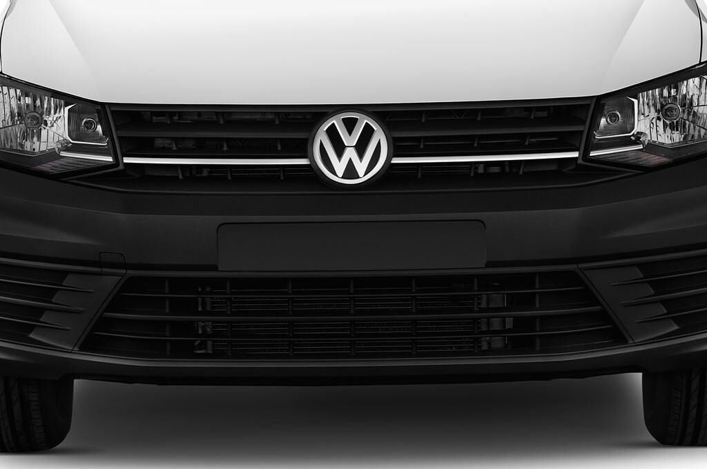 Volkswagen Caddy (Baujahr 2016) Conceptline 5 Türen Kühlergrill und Scheinwerfer
