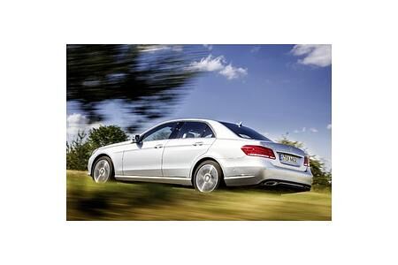 Mercedes E 200 Natural Gas Drive:  Souveräner Fahrspaß, sparsamer Verbrauch