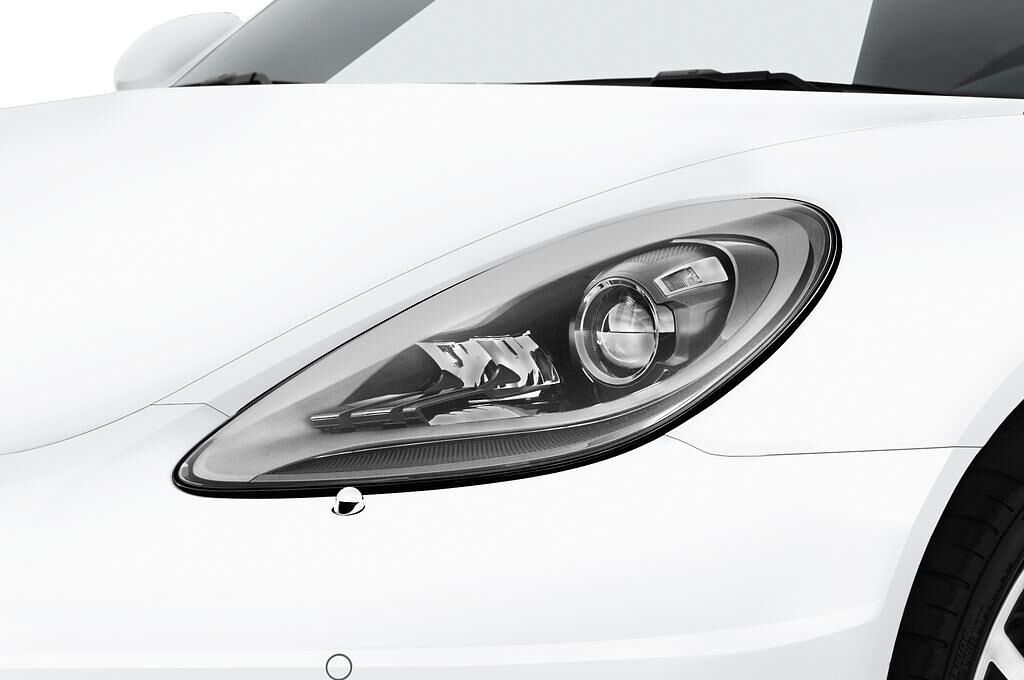 Porsche 718 Boxster (Baujahr 2017) S 2 Türen Scheinwerfer