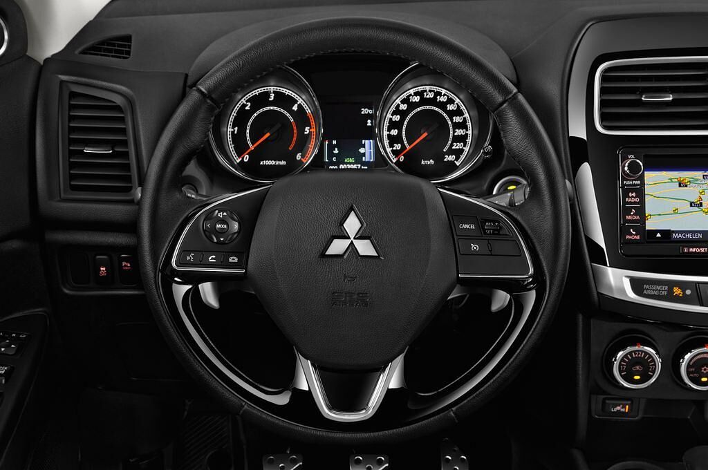 Mitsubishi ASX (Baujahr 2017) Top 5 Türen Lenkrad