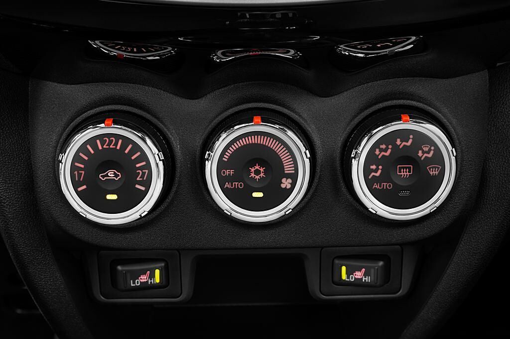 Mitsubishi ASX (Baujahr 2017) Top 5 Türen Temperatur und Klimaanlage