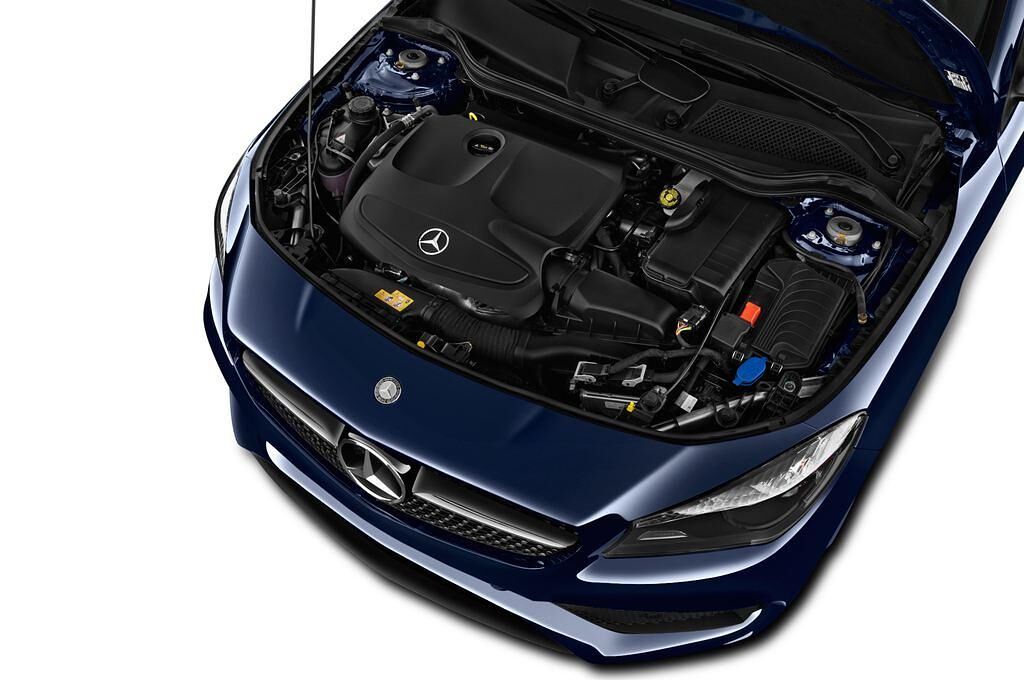 Mercedes CLA Coupe (Baujahr 2017) AMG Line 4 Türen Motor