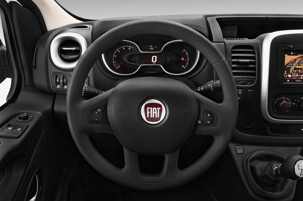FIAT Talento (Baujahr 2017) Basis 4 Türen Lenkrad