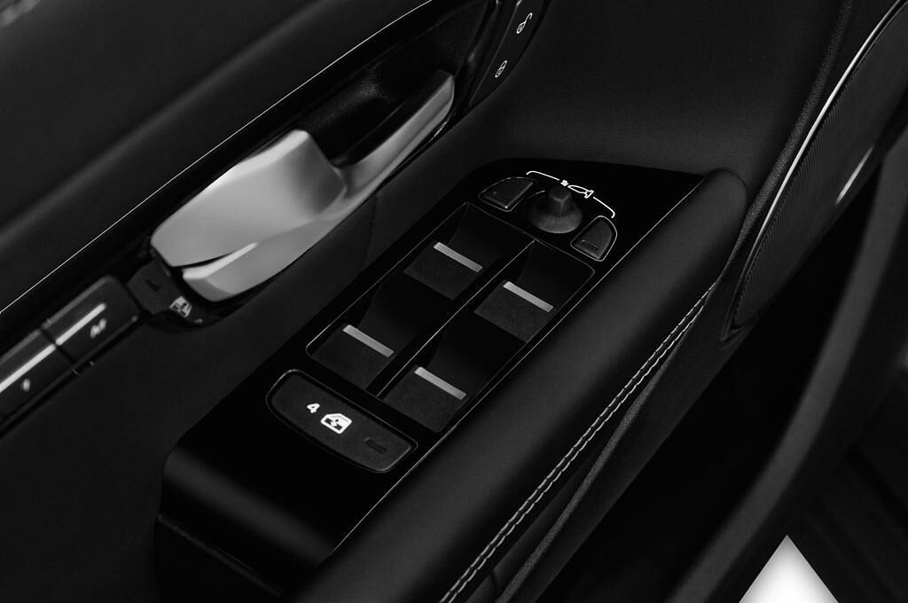 Land Rover Range Rover Evoque (Baujahr 2017) HSE Dynamic 2 Türen Bedienungselemente Tür