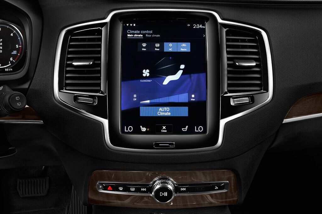 Volvo XC90 (Baujahr 2017) Momentum 5 Türen Temperatur und Klimaanlage
