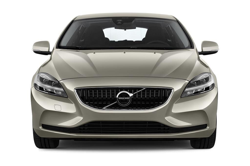 Volvo V40 (Baujahr 2017) Momentum 5 Türen Frontansicht