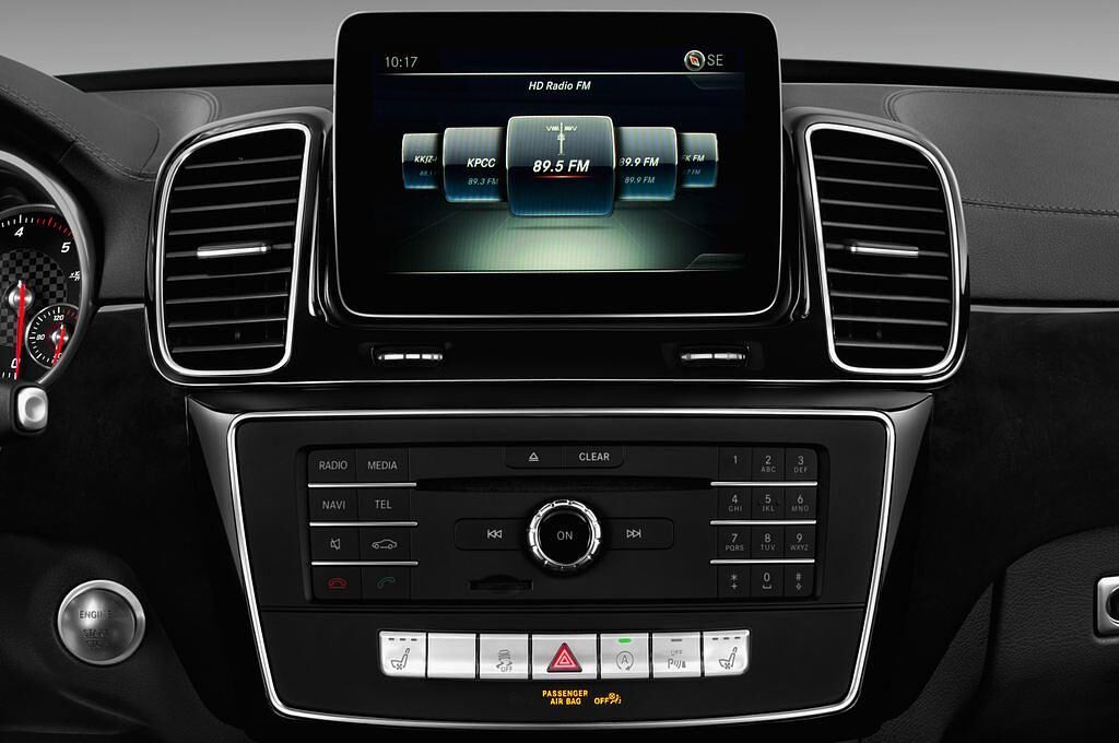 Mercedes GLE Coupe (Baujahr 2017) AMG 43 2 Türen Radio und Infotainmentsystem