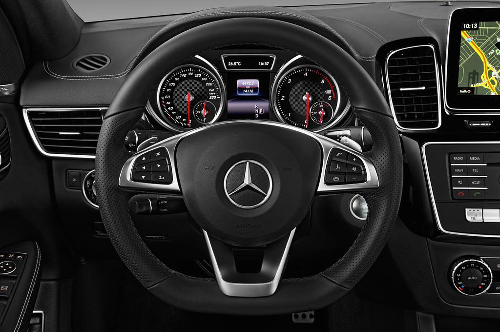 Mercedes GLE Coupe (Baujahr 2017) AMG 43 2 Türen Lenkrad