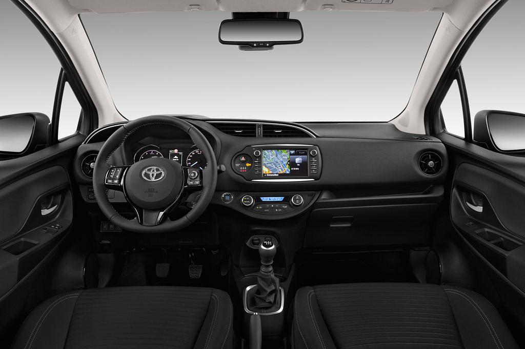 Toyota Yaris (Baujahr 2017) Launch Edition 5 Türen Cockpit und Innenraum