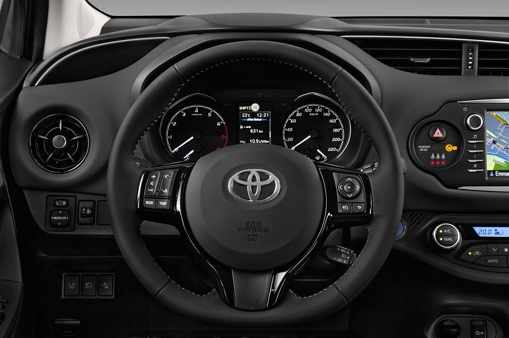 Toyota Yaris (Baujahr 2017) Launch Edition 5 Türen Lenkrad