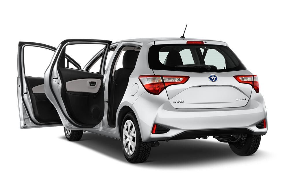 Toyota Yaris Hybride (Baujahr 2017) - 5 Türen Tür geöffnet