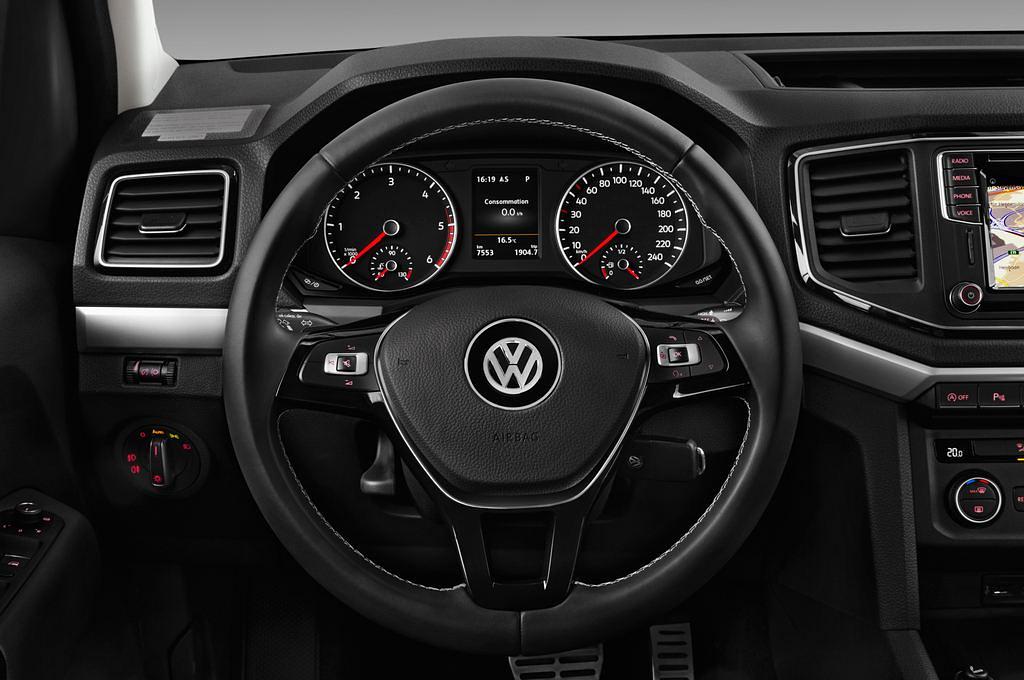 Volkswagen Amarok (Baujahr 2017) Aventura 4 Türen Lenkrad