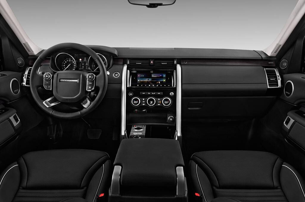 Land Rover Discovery (Baujahr 2017) HSE 5 Türen Cockpit und Innenraum