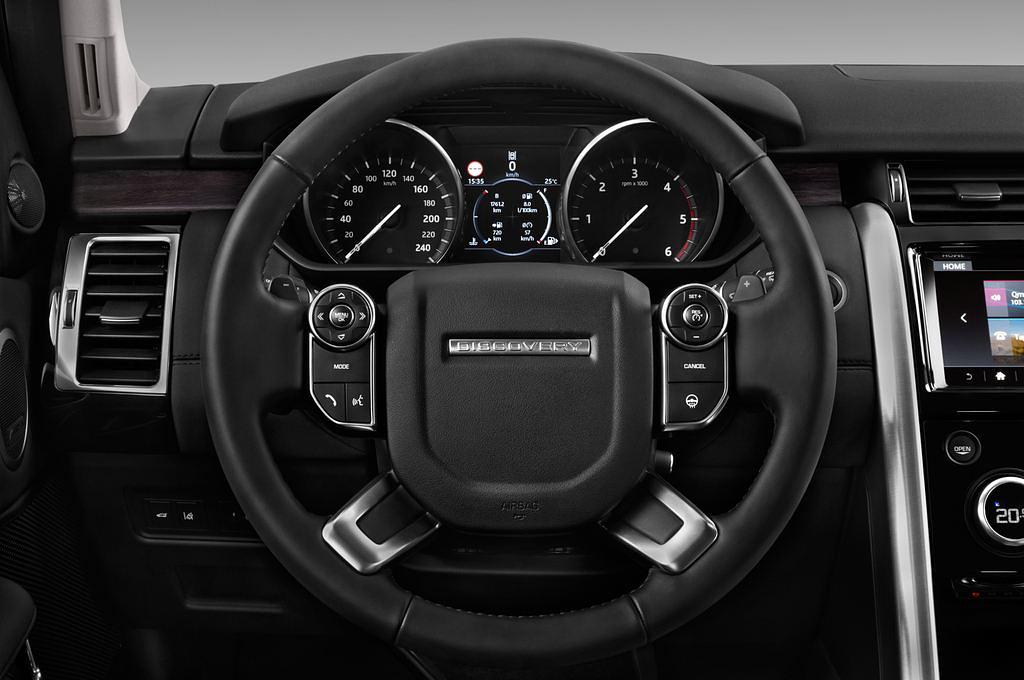 Land Rover Discovery (Baujahr 2017) HSE 5 Türen Lenkrad
